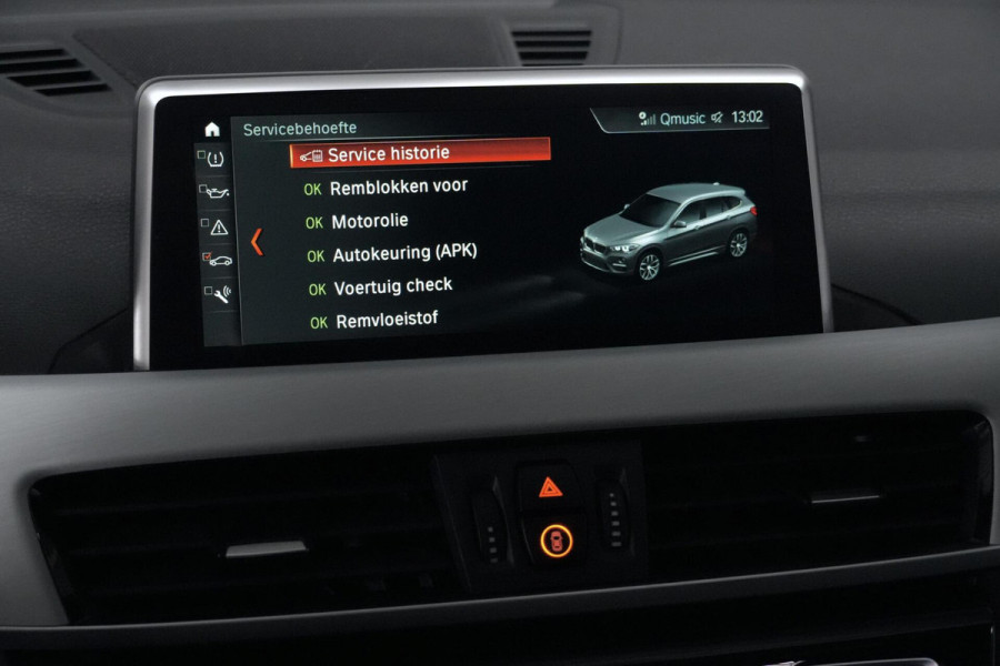 BMW X1 xDrive20i M Sport Facelift Automaat 192 PK | Pano-dak | CarPlay | Acc | HUD| Leder + Verward | Led | Pdc | Dealer onderhouden |
