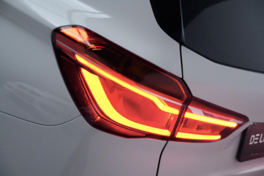 BMW X1 xDrive20i M Sport Facelift Automaat 192 PK | Pano-dak | CarPlay | Acc | HUD| Leder + Verward | Led | Pdc | Dealer onderhouden |