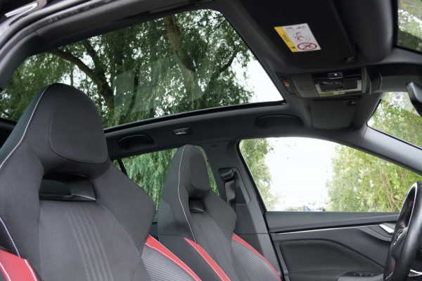 Škoda Kamiq 1.0 TSI Monte Carlo Sport Automaat | Pano-dak | Virtual | CarPlay | Stoelverwarming | Cruise | Camera | Led | Pdc |
