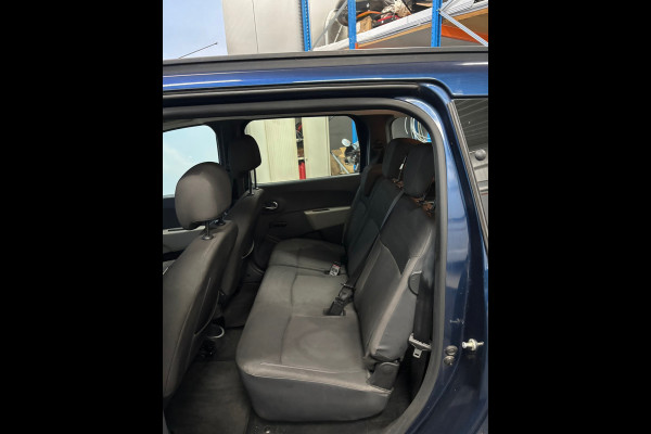 Dacia Lodgy 1.2 TCe Lauréate 7p. Airco | Cruise | Navi | Camera | Trekhaak