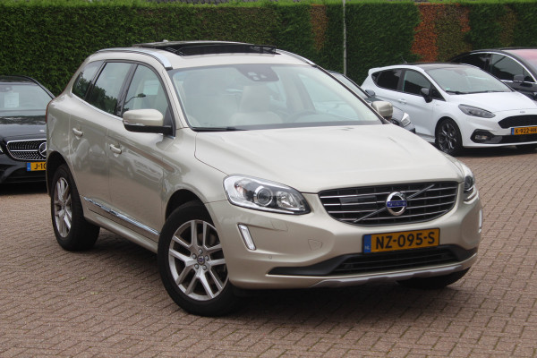 Volvo XC60 2.4 D4 Polar+ / Trekhaak / Panoramadak / Camera / Leder / Keyless / ACC / 18'' / Bliss / Standverwarming / Dodehoek / Navigatie /  Xenon