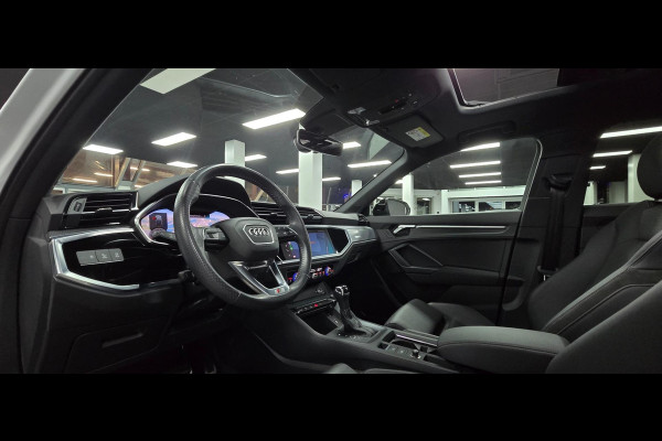 Audi Q3 Sportback 35 TFSI S-LINE| PANO | ACC | Matrix | CAM|