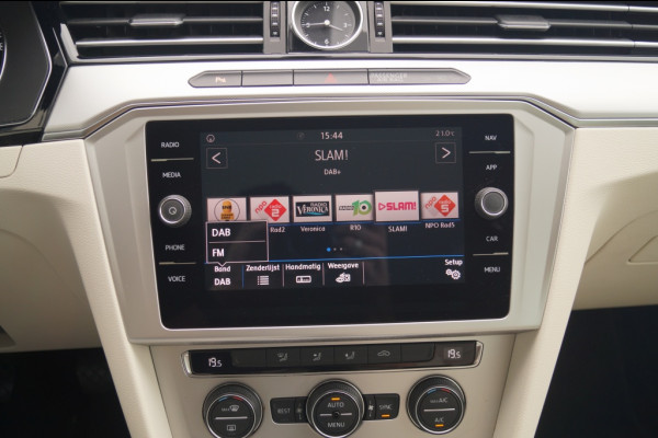 Volkswagen Passat 1.6 TDI Comfortline Business 4-drs -PANO-NAVI-ECC-PDC-