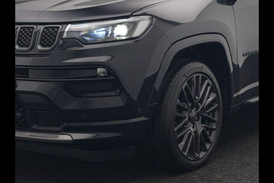 Jeep Compass 4xe 240 Plug In Hybrid Electric S 240pk Dealer O.H PHEV | Panodak | Adaptive Cruise | Lederen Sportstoelen Memory & Ventilatie | Apple Carplay | Keyless | Stuur Verwarmd | Navigatie | Blis | Virtual | DAB |