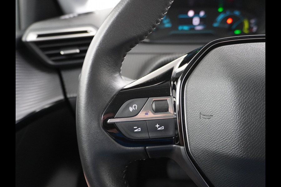 Peugeot e-208 EV Active Pack 50kWh Apple Carplay Android Auto Navi Ecc Cruise Control Pdc Bluetooth DAB+ 1e Eigenaar Origineel Nederlandse Auto