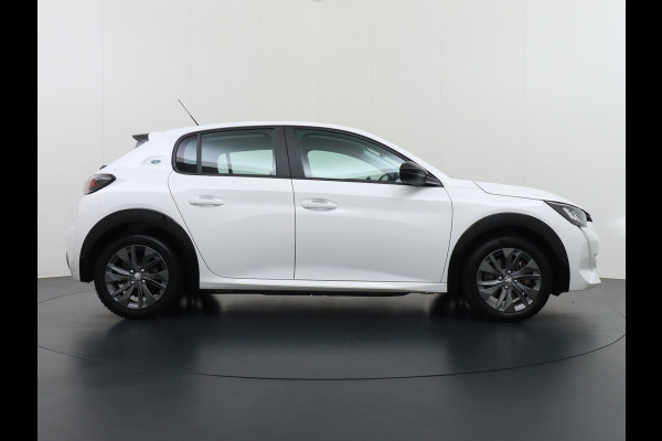 Peugeot e-208 EV Active Pack 50kWh Apple Carplay Android Auto Navi Ecc Cruise Control Pdc Bluetooth DAB+ 1e Eigenaar Origineel Nederlandse Auto