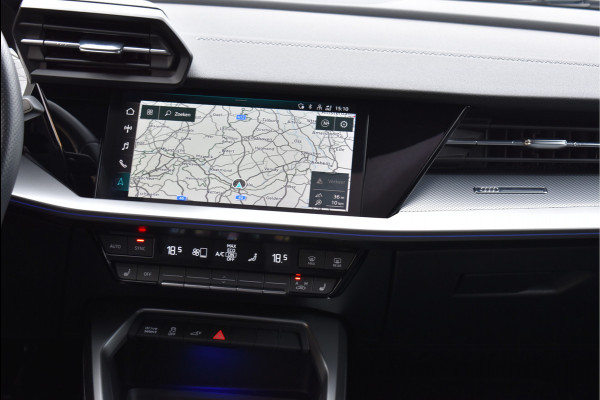 Audi A3 Sportback 40 TFSI e S-Line Pano Sfeer Carbon Navi Keyless 18 Inch