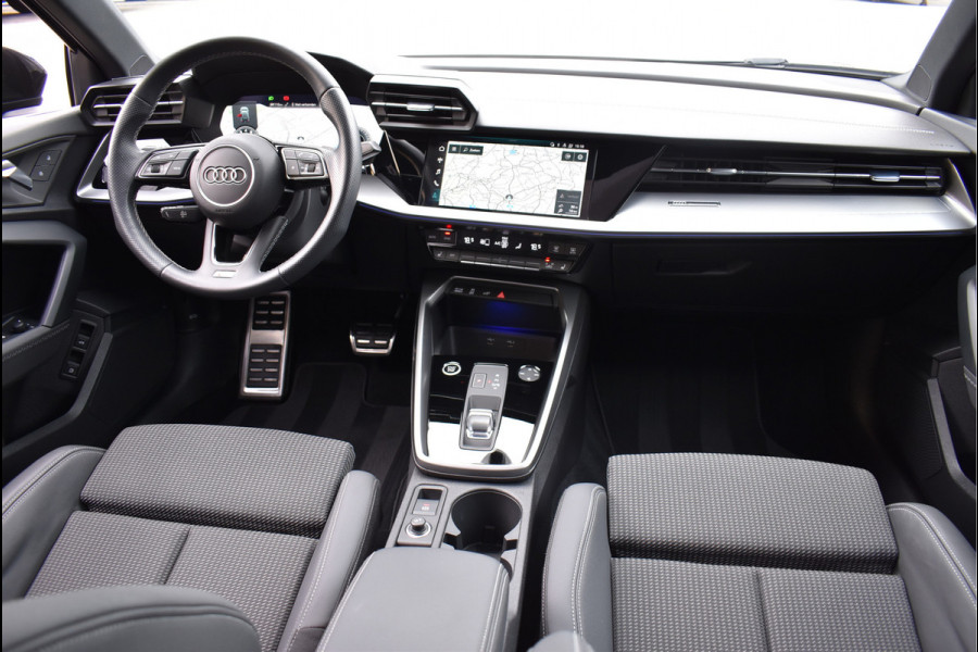 Audi A3 Sportback 40 TFSI e S-Line Pano Sfeer Carbon Navi Keyless 18 Inch