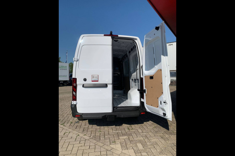Renault Master T35 2.0 dCi 150 PK L2H2 Camera, Trekhaak, Apple carplay