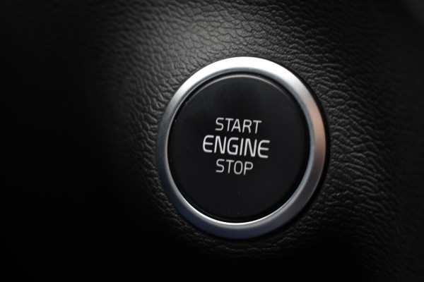 Volvo XC40 T5 262PK Automaat Plug-in Hybrid Inscription / Navigatie / Leren bekleding / Parkeersensoren v+a / Achteruitrijcamera / Cruise Control / Elektrische achterklep / 19" LM-Velgen