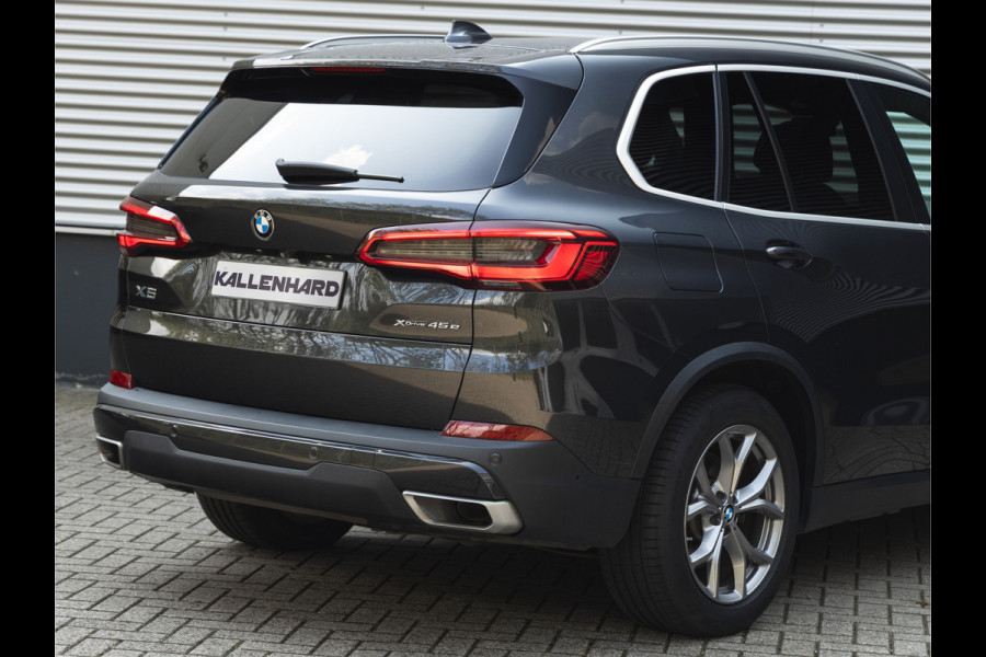 BMW X5 xDrive45e - Pano - Trekhaak - Stoelventilatie - Achteras Besturing - Driving Ass Prof