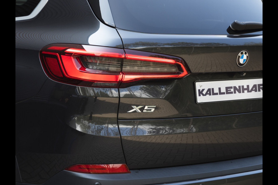 BMW X5 xDrive45e - Pano - Trekhaak - Stoelventilatie - Achteras Besturing - Driving Ass Prof
