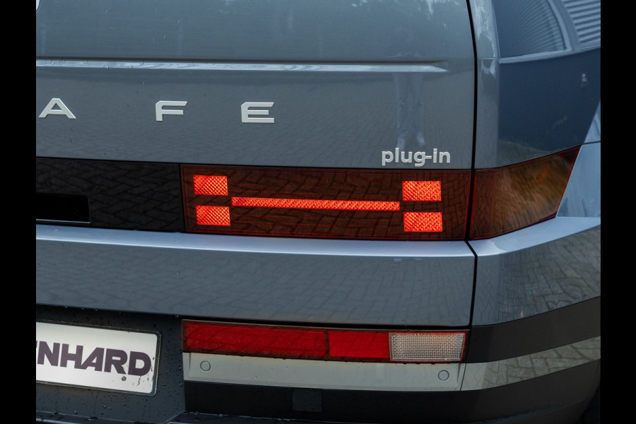 Hyundai Santa Fe 1.6 T-GDI PHEV 4WD - 7-zits - ACC - Elektrische Stoelen - Camera Hyundai Santa Fe 1.6 T-GDI PHEV 4WD - 7-zits - ACC - Elektrische Stoelen - Camera