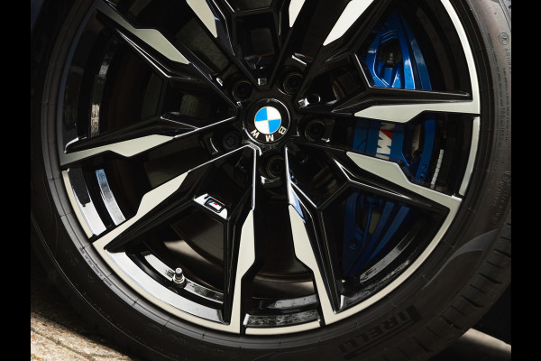 BMW i4 M50 xDrive - Facelift - Memoryzetels - Driving Ass Prof - Harman Kardon BMW i4 M50 xDrive - Facelift - Memoryzetels - Driving Ass Prof - Harman Kardon