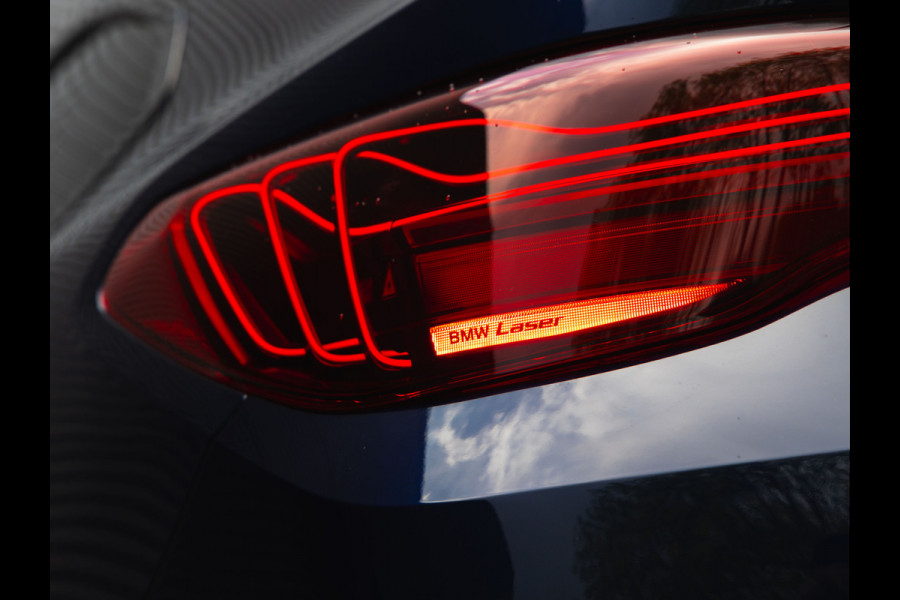 BMW i4 M50 xDrive - Facelift - Memoryzetels - Driving Ass Prof - Harman Kardon BMW i4 M50 xDrive - Facelift - Memoryzetels - Driving Ass Prof - Harman Kardon