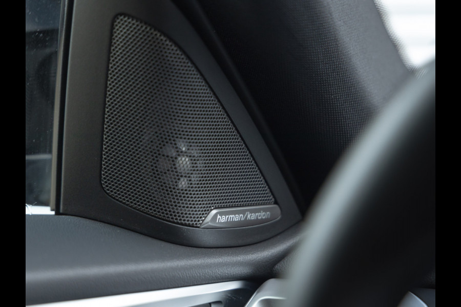 BMW i4 M50 xDrive - Facelift - Memoryzetels - Driving Ass Prof - Harman Kardon BMW i4 M50 xDrive - Facelift - Memoryzetels - Driving Ass Prof - Harman Kardon