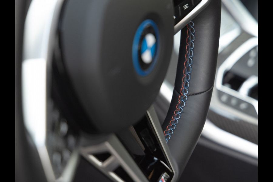 BMW i4 M50 xDrive - Facelift - Memoryzetels - Driving Ass Prof - Harman Kardon BMW i4 M50 xDrive - Facelift - Memoryzetels - Driving Ass Prof - Harman Kardon