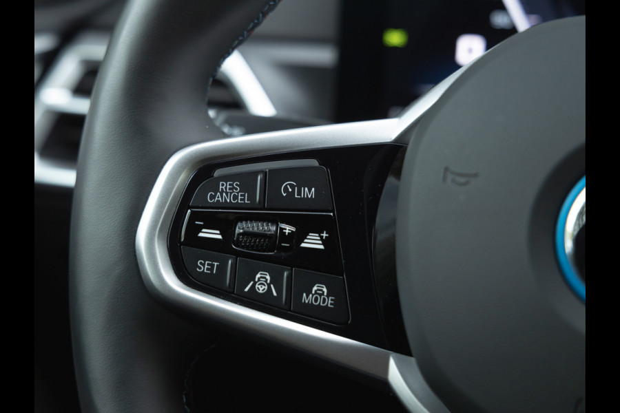 BMW i4 M50 xDrive - Facelift - Memoryzetels - Driving Ass Prof - Harman Kardon BMW i4 M50 xDrive - Facelift - Memoryzetels - Driving Ass Prof - Harman Kardon