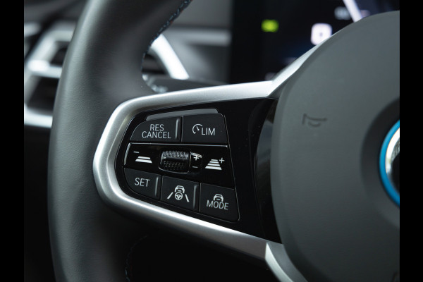 BMW i4 M50 xDrive - Facelift - Memoryzetels - Driving Ass Prof - Harman Kardon BMW i4 M50 xDrive - Facelift - Memoryzetels - Driving Ass Prof - Harman Kardon