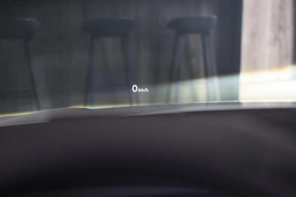 Volkswagen Tiguan 2.0 TSI 4Motion R Line / 190 Pk / Digital Cockpit / Acc / Lane Assist / Open Pano / Led / Trekhaak / Pdc / 19 In