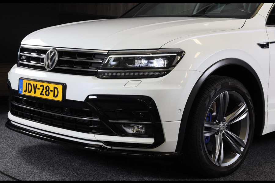 Volkswagen Tiguan 2.0 TSI 4Motion R Line / 190 Pk / Digital Cockpit / Acc / Lane Assist / Open Pano / Led / Trekhaak / Pdc / 19 In
