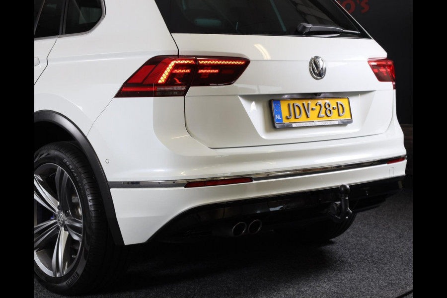 Volkswagen Tiguan 2.0 TSI 4Motion R Line / 190 Pk / Digital Cockpit / Acc / Lane Assist / Open Pano / Led / Trekhaak / Pdc / 19 In