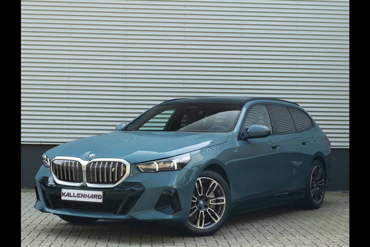 BMW i5 Touring eDrive40 M-Sport - Onderstel Prof - Pano - Trekhaak - Bowers & Wilkins