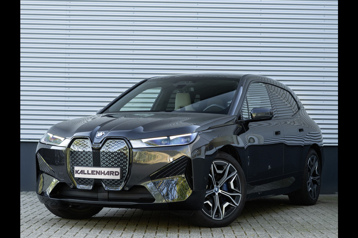 BMW iX xDrive50 - Sportpakket - Pano - Driving Ass Prof - Harman Kardon