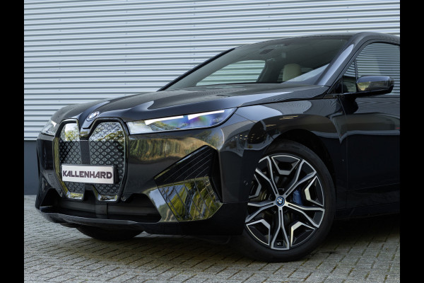 BMW iX xDrive50 - Sportpakket - Pano - Driving Ass Prof - Harman Kardon