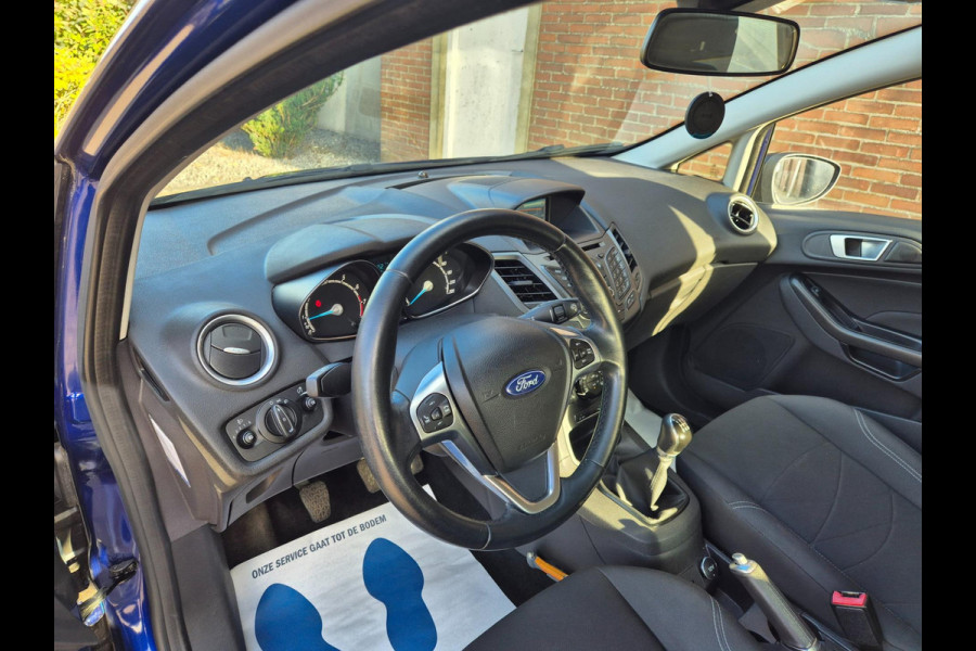 Ford Fiesta 1.0 Style Ultimate Navi, PDC, Cruise, NAP