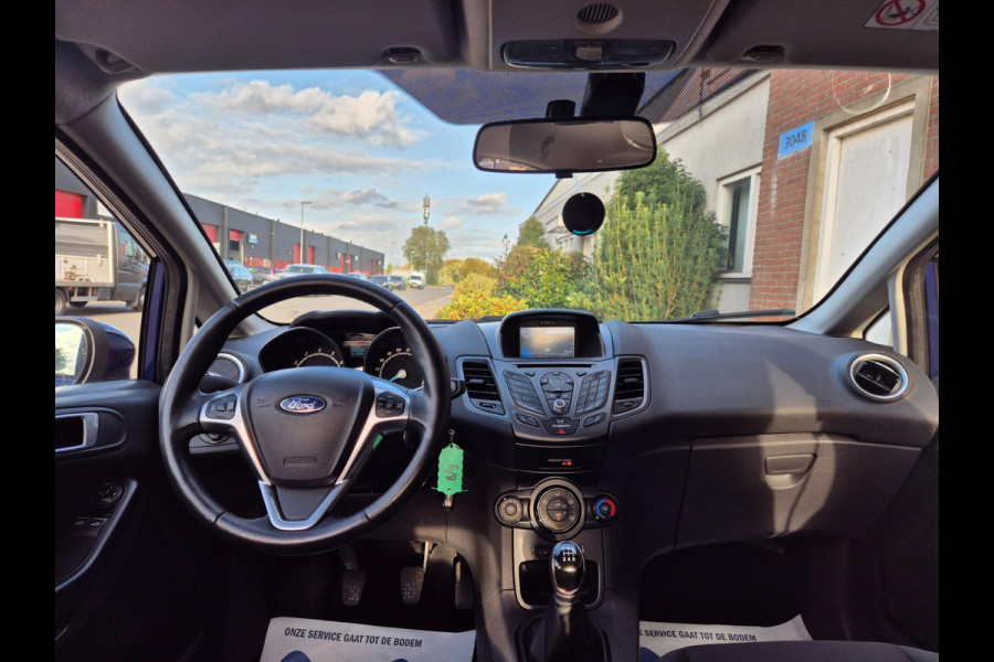 Ford Fiesta 1.0 Style Ultimate Navi, PDC, Cruise, NAP