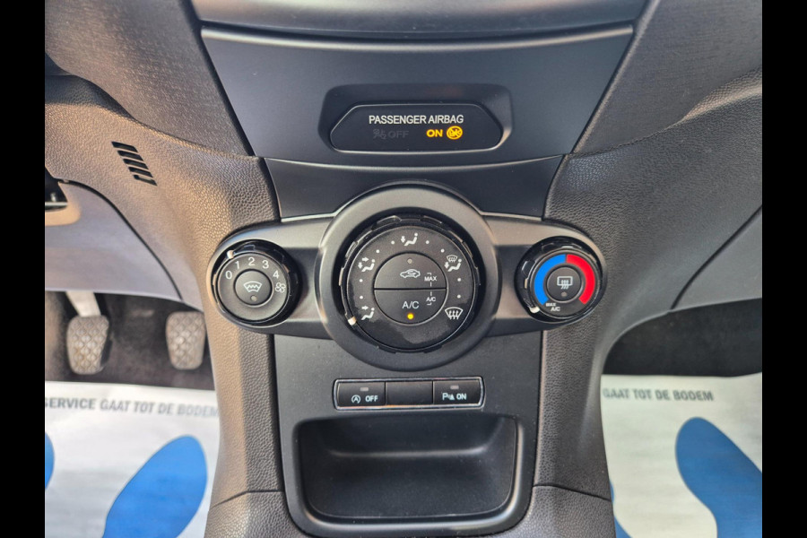 Ford Fiesta 1.0 Style Ultimate Navi, PDC, Cruise, NAP