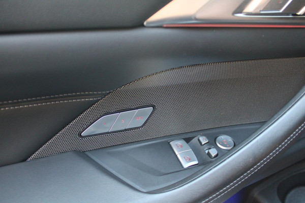 BMW 4 Serie Coupé M4 G82 Competition | Bucket seats | Laser | HK | Memory | 360