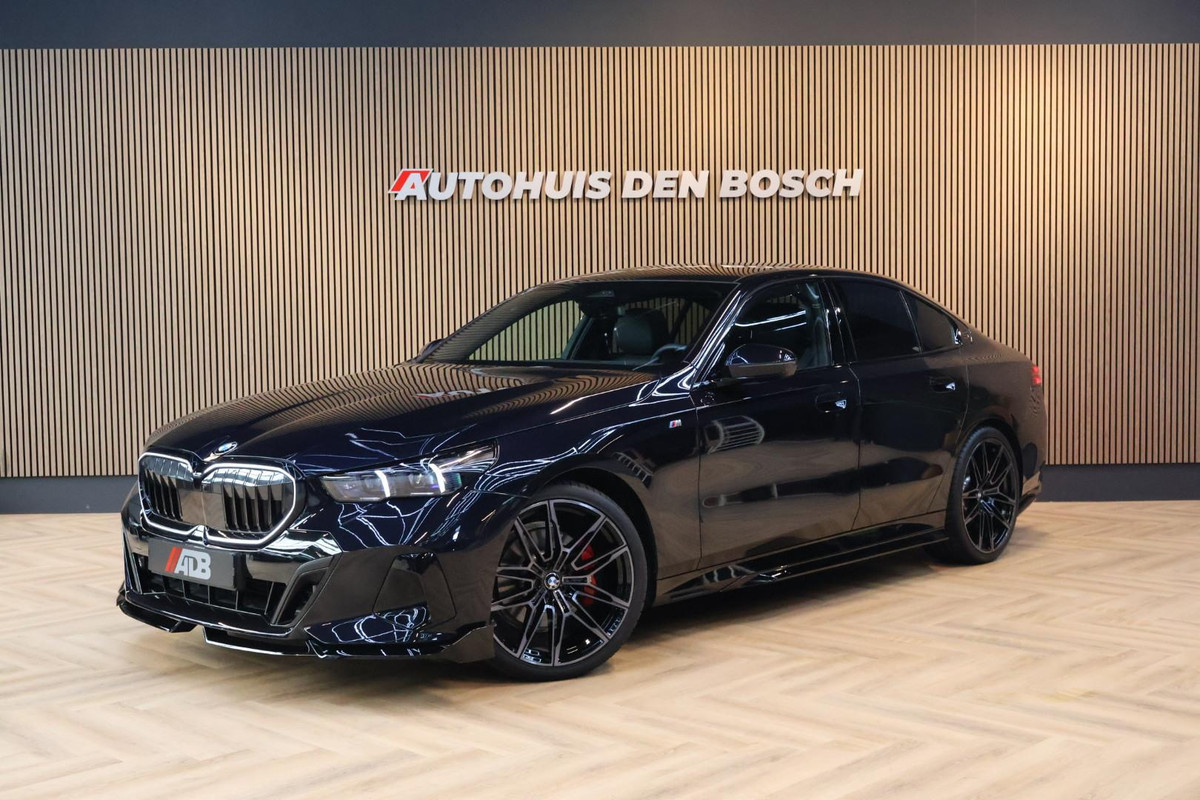 BMW 5 Serie 520i M Sport Pro - Pano - HK - Carbon