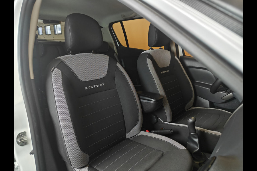Dacia Sandero 0.9 TCe SL Stepway navigatie | stoelverw | pdc | cruise dealer onderhouden