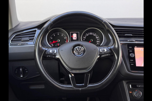 Volkswagen Tiguan 1.4 TSI Comfortline Business AppleCarPlay/Keyless Volkswagen Tiguan 1.4 TSI Comfortline Business AppleCarPlay/Keyless