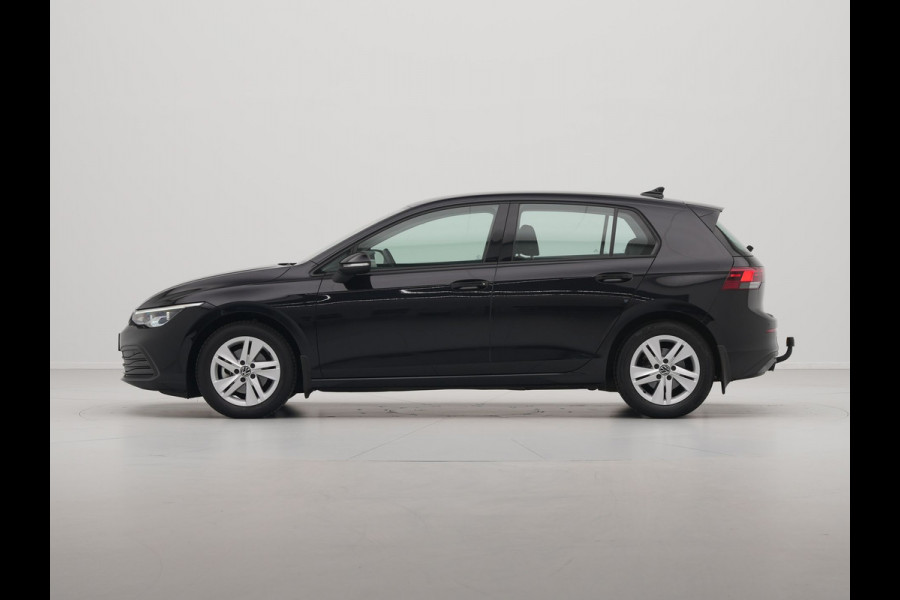 Volkswagen Golf 1.5 TSI 130pk Life Business Navigatie Trekhaak Stoelmemory Camera Stoel/stuurverwarming Carplay 217
