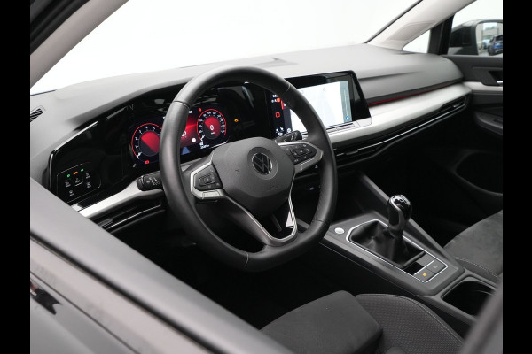 Volkswagen Golf 1.5 TSI 130pk Life Business Navigatie Trekhaak Stoelmemory Camera Stoel/stuurverwarming Carplay 217