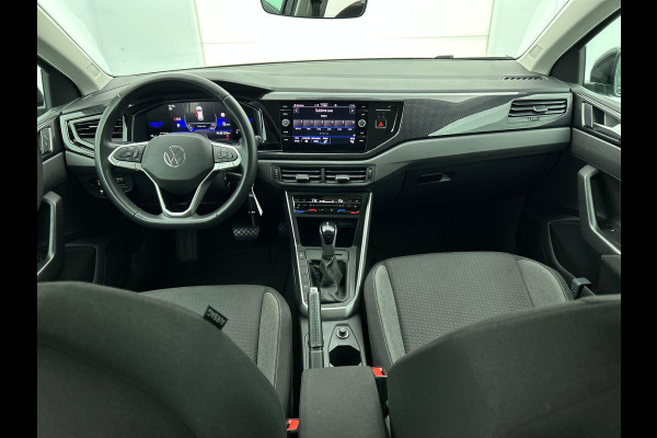 Volkswagen Polo 1.0 TSI 95pk DSG Life Business Navigatie Apple Carplay/Android Auto Adaptive Cruise Control Parkeersensoren Stoelverwarming Virtual Cockpit Climate Control Lichtmetalen velgen