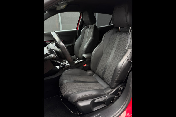 Peugeot 2008 1.2 PureTech GT-line CarPlay Camera