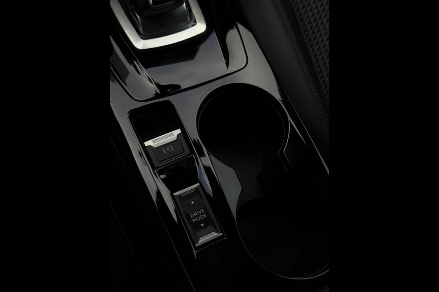 Peugeot 2008 1.2 PureTech GT-line CarPlay Camera