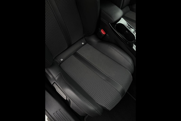 Peugeot 2008 1.2 PureTech GT-line CarPlay Sfeerverlichting