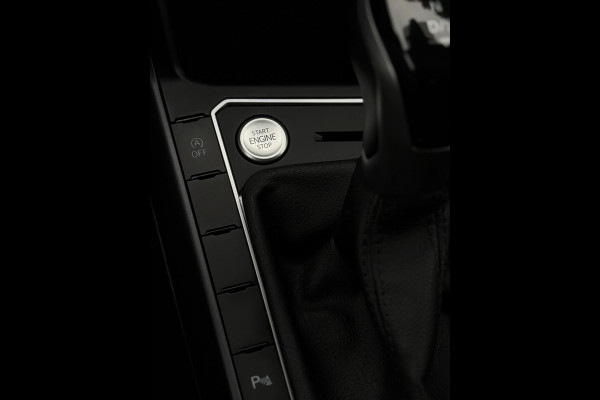 Volkswagen Polo 1.0 TSI 2x R-Line Panorama CarPlay Camera