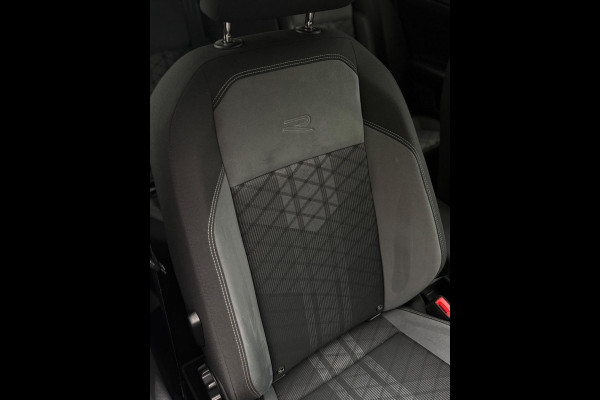 Volkswagen Polo 1.0 TSI 2x R-Line Panorama CarPlay Camera