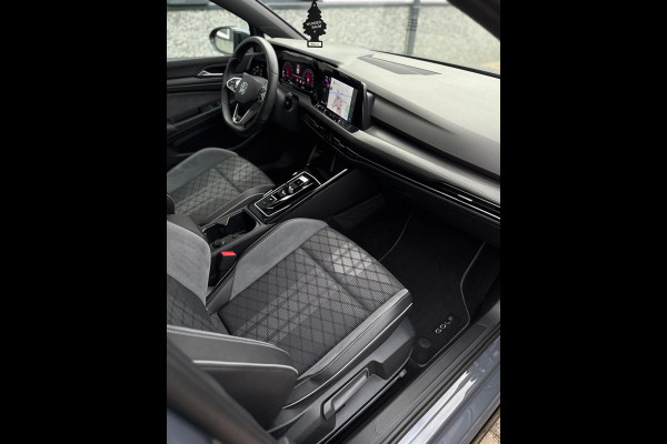 Volkswagen Golf 1.5 eTSI 3x R-Line CarPlay Camera