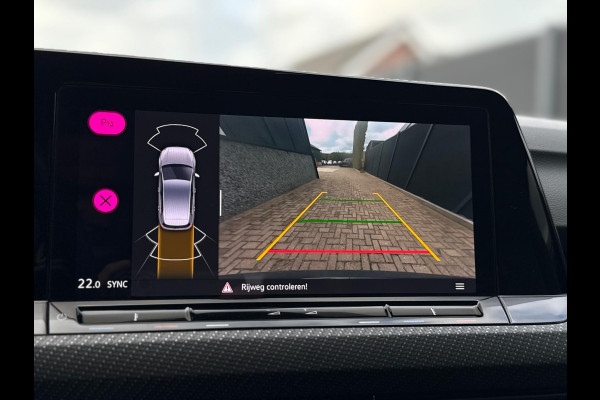 Volkswagen Golf 1.5 eTSI 3x R-Line CarPlay Camera