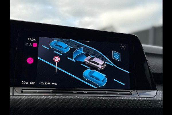 Volkswagen Golf 1.5 eTSI 3x R-Line CarPlay Camera