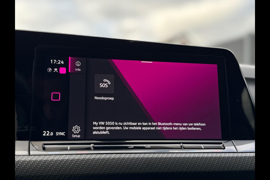 Volkswagen Golf 1.5 eTSI 3x R-Line CarPlay Camera