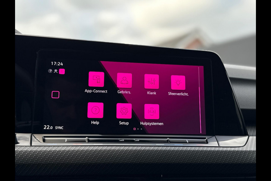 Volkswagen Golf 1.5 eTSI 3x R-Line CarPlay Camera