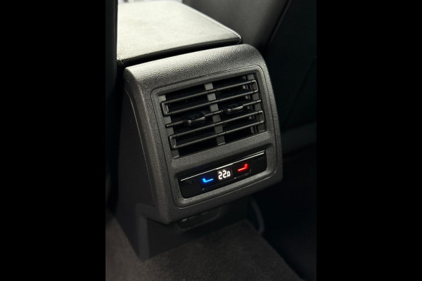 Volkswagen Golf 1.5 eTSI 3x R-Line CarPlay Camera